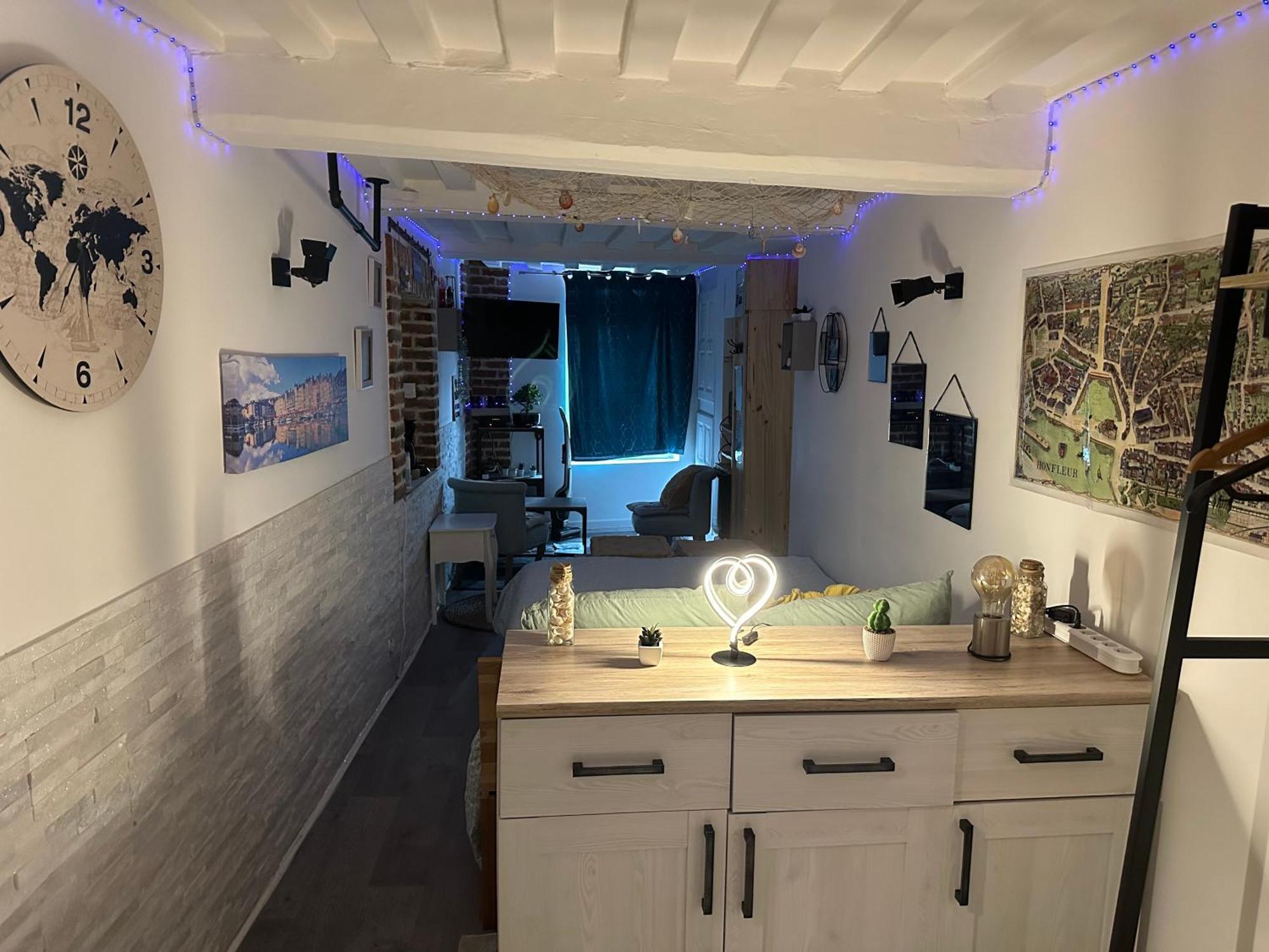 Le Ti Wi Studio En Plein Coeur Du Vieux Bassin Ονφλέρ Εξωτερικό φωτογραφία